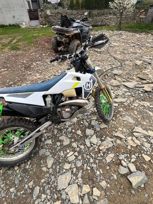 Vând Husqvarna Enduro