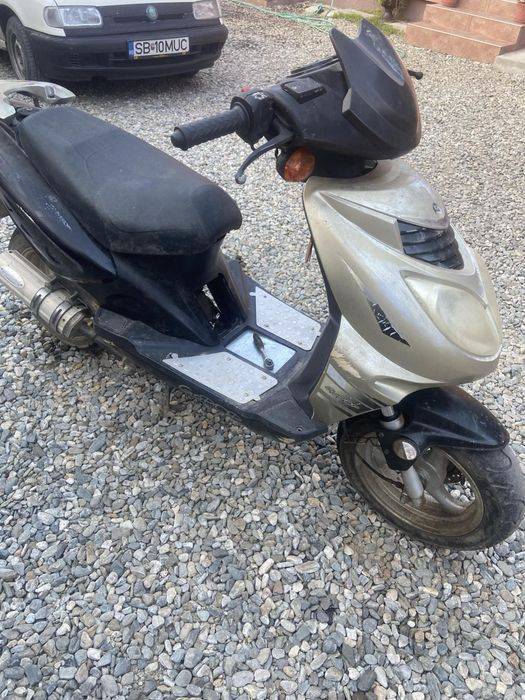 Vand scuter baotian 80cc