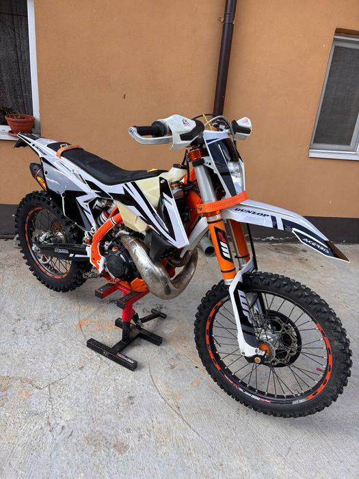 Urgent !!Ktm exc 300 2017 2 timpi enduro