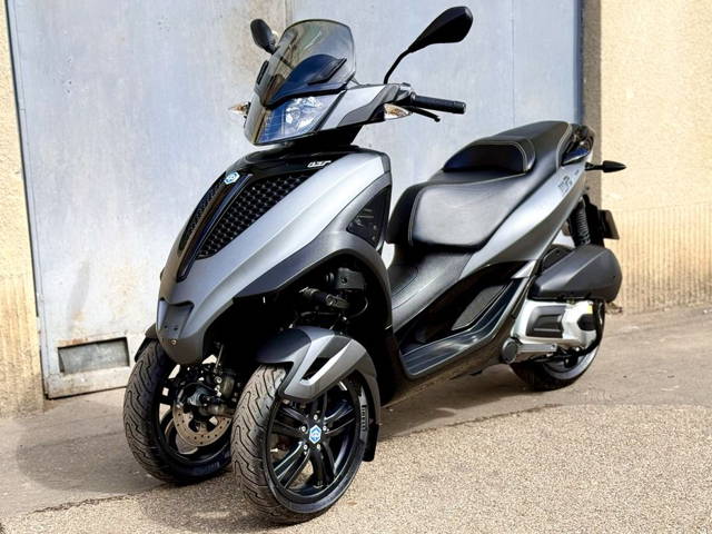 Piaggio Mp3 Yourban 300 LT(cat B) 13 000 km IMPECABIL !!!