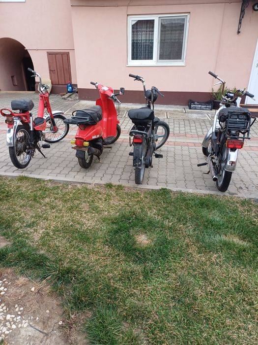 Vând mopede și scuter