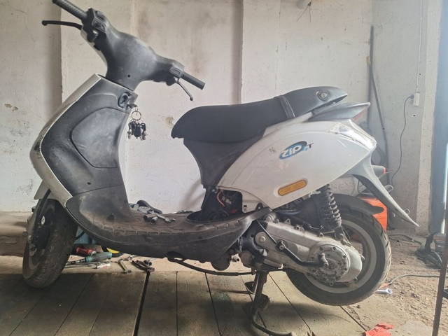 Vand scuter piaggio zip