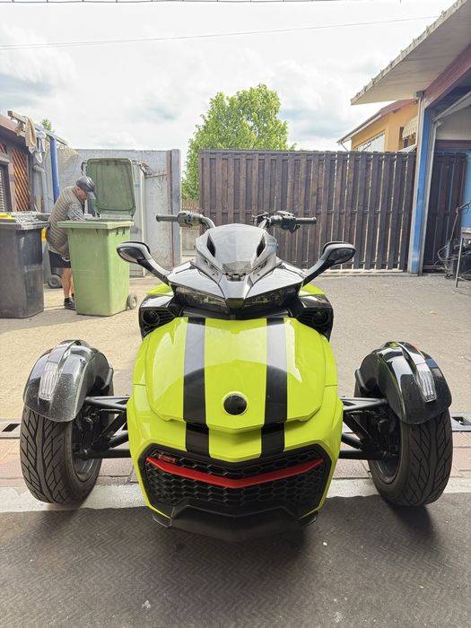 Vand Can Am Spyder F3-S Special Series MANTA GREEN