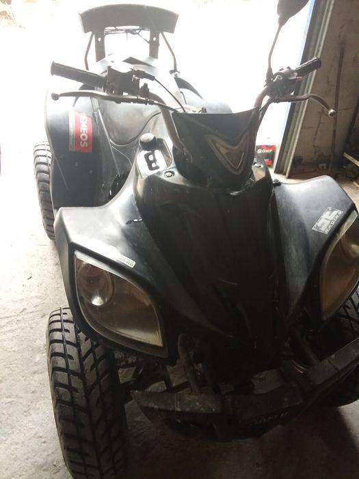 Vând ATV daelim 300