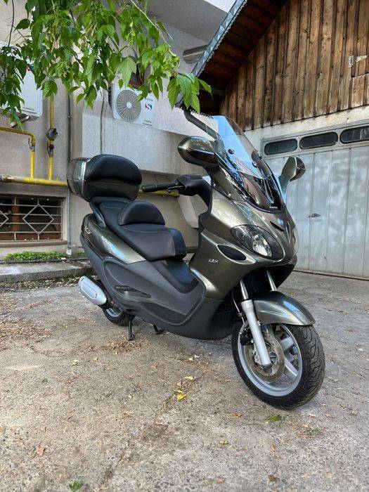 Piaggio x9 evolution