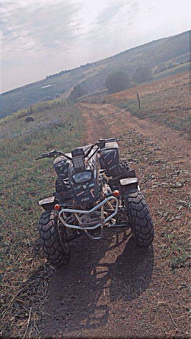Vind atv barossa250 trage foarte bine