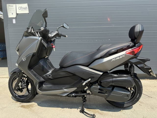 FunMoto vinde Yamaha XMax 125 permis Cat B