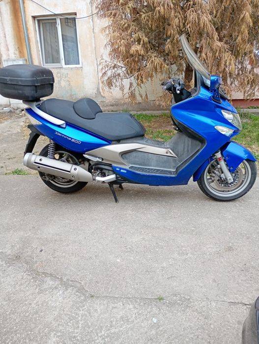 Moto/ scuter Xcitinc 500 cm3