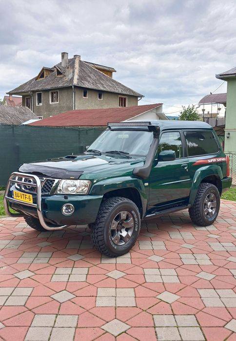 Nissan Patrol gu4.4x4.cauciucuri noi.an 2007.off road
