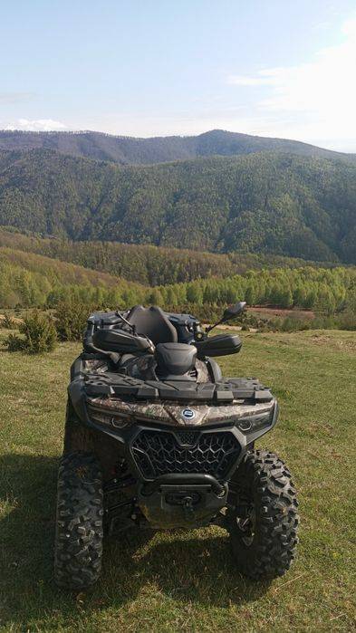 Vând cf moto x10 1000  cumpărat de nou 1600 km are