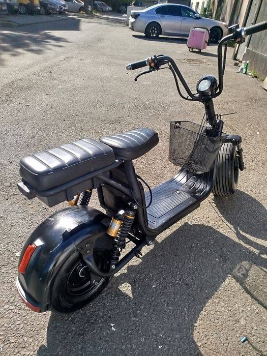 Scuter electric impecabil