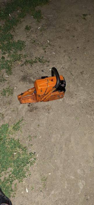 Vând husvarna model mai vechi
