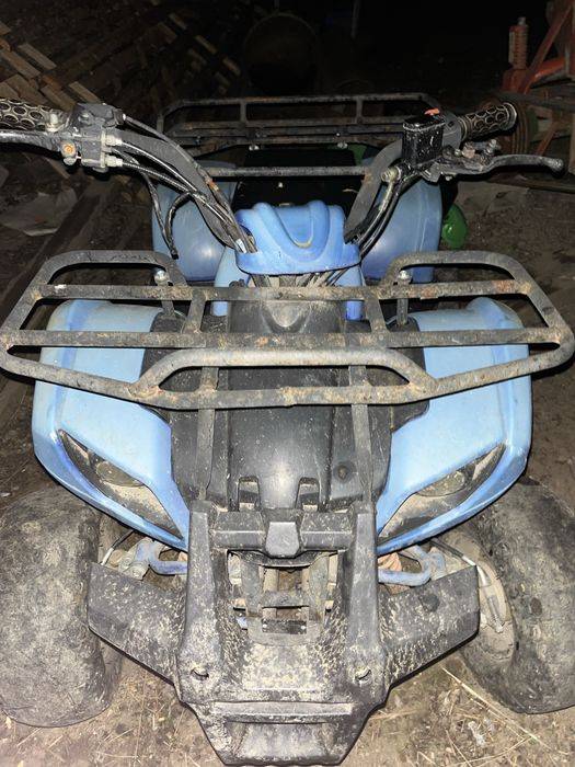 Atv hummer 125 utilizat