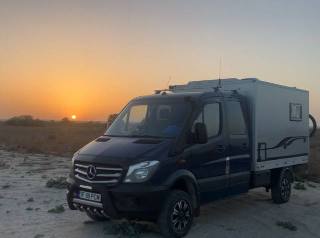 Autorulota, Mercedes Sprinter 4x4 cu reductor.