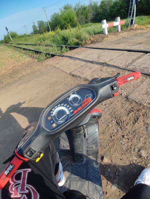 Vând scuter Piaggio tayphoo