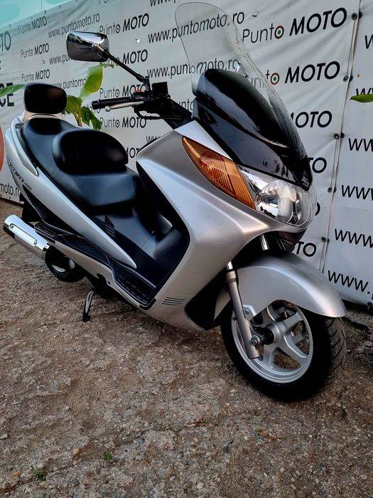 Suzuki Burgman  400 i
