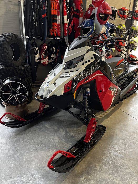 Polaris 850 RMK KHAOS SLASH 155 V1 snowmobile