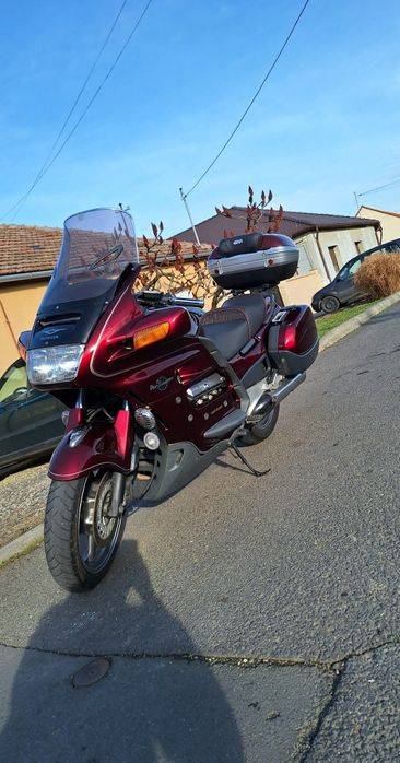 De vânzare( sau schimb cu enduro) Honda st 1100 Pan European
