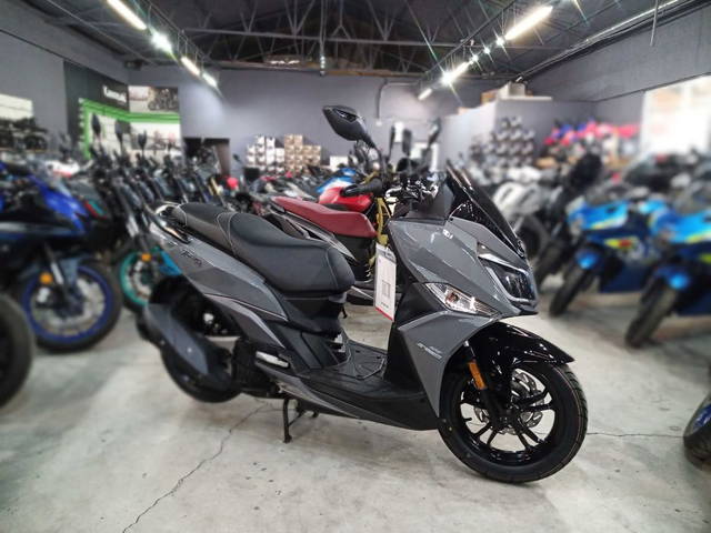 Scuter SYM Jet14 125 ABS-se conduce cu B125- livrare stoc EST BIKE