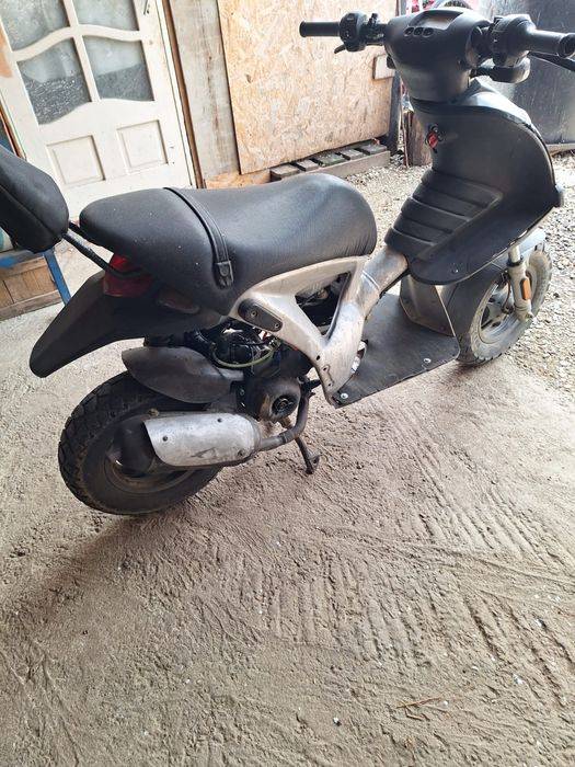 Vand scuter piaggio girela 50 cc