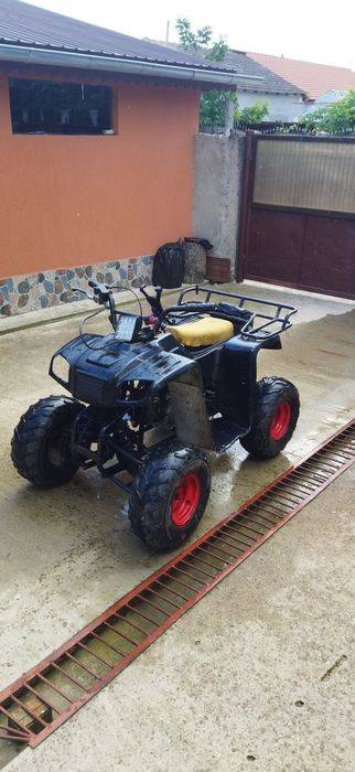 Vând ATV 125cm3.