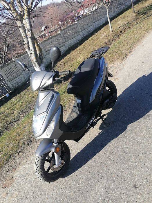 Scuter luxxon 49cc