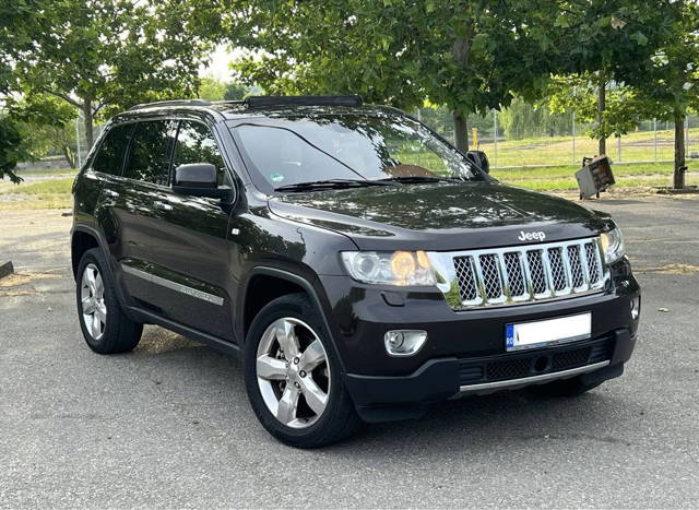 Jeep Grand Cherokee-Full extra-Overland