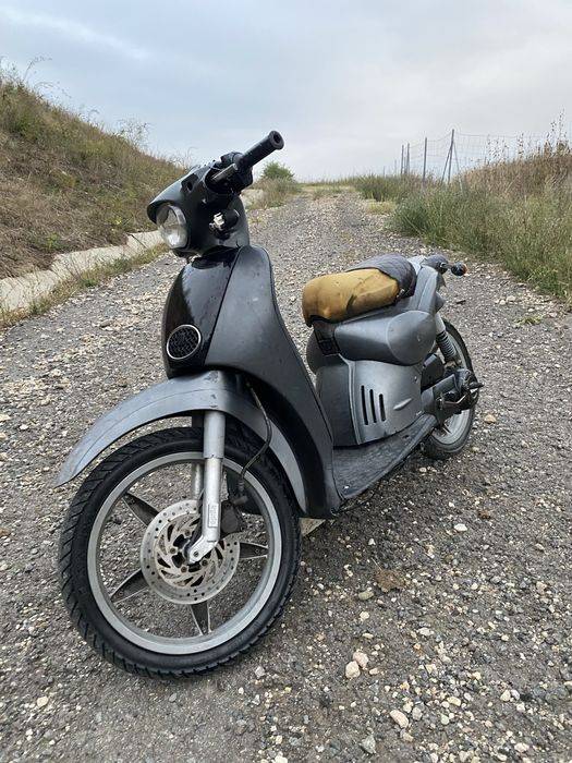 Vand aprilia scarabeo