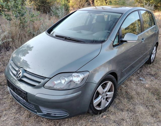 Vw Golf 5 Plus 1.4 Tsi 140 CP 2007 jante clima senzori navi carlig