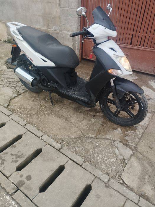 Vand Scuter kymco