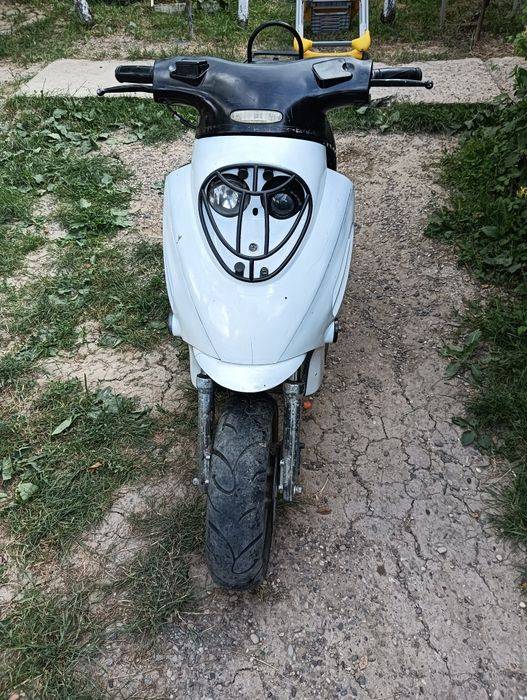 Vând urgent scuter chinezesc 49cc