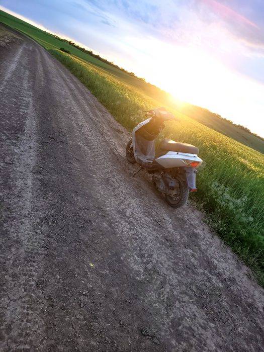 Scuter turbo 49cc  4t