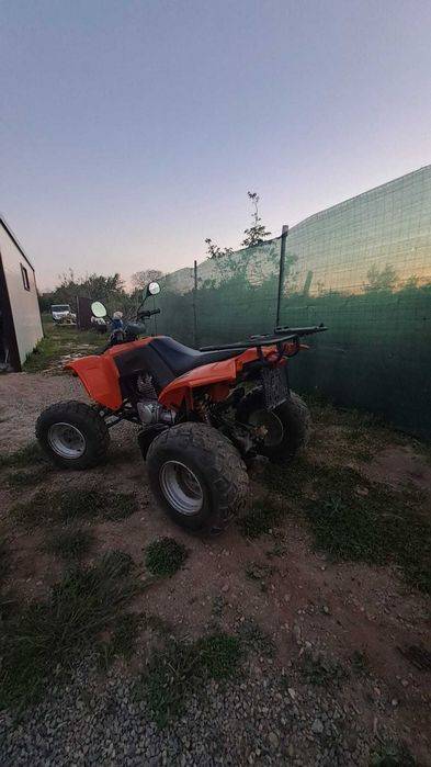 Quad atv 1950 euro