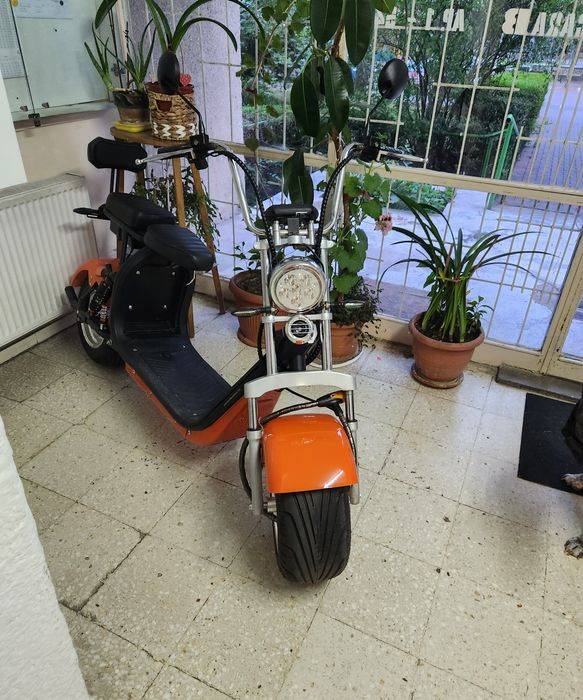 Vand scuter electric