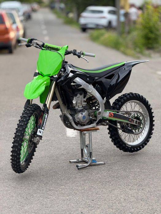 Vând Kawasaki kxf 450 2015 injecție/Mape/Impecabil/Preț:2850€neg!