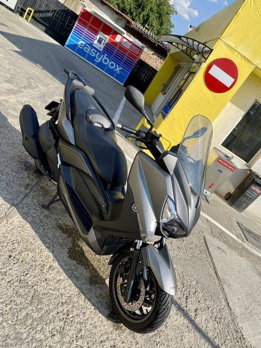 Yamaha Xmax 400cc, an 2014, topcase original, impecabil!