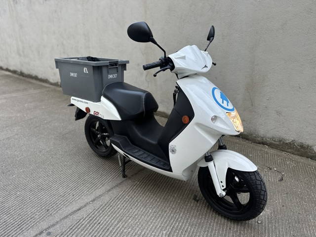Scuter electric Govecs 2019