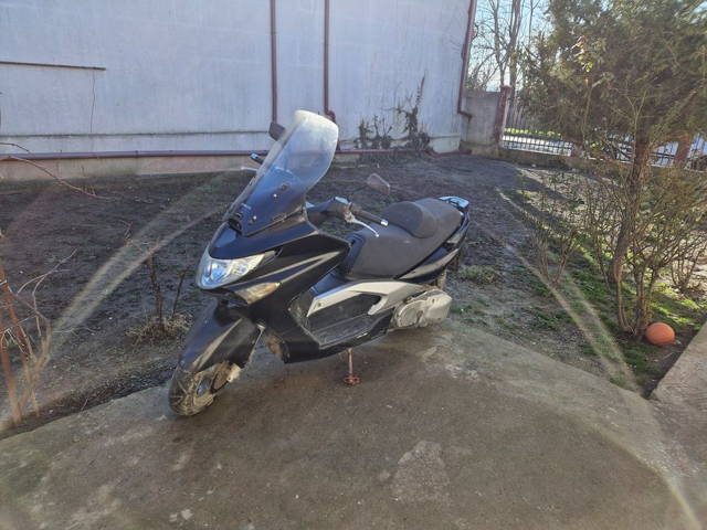 Kymco 500 cc an 2005