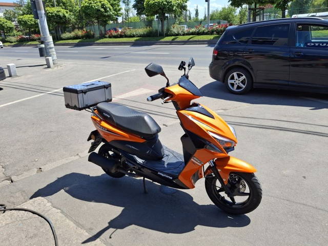 Vând scuter Daytona Revo 25 km/h - 45 km/h