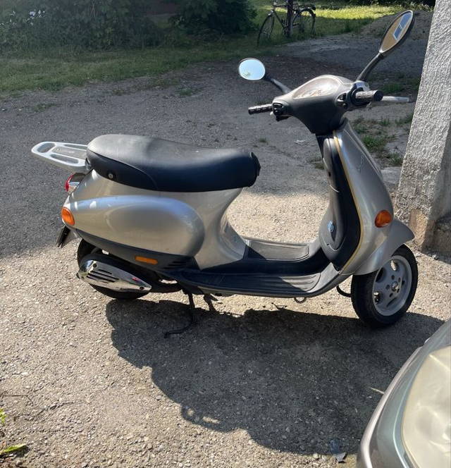 Scuter Vespa Et2 50
