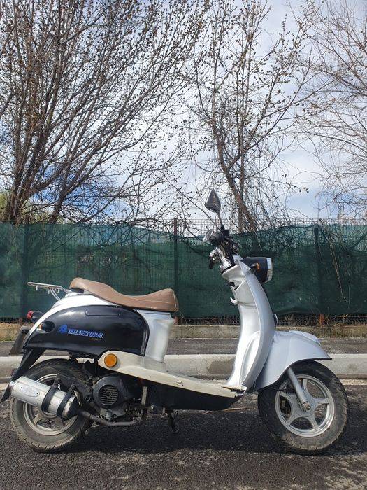 Scuter 50 cc acte valabile stare tehnica buna