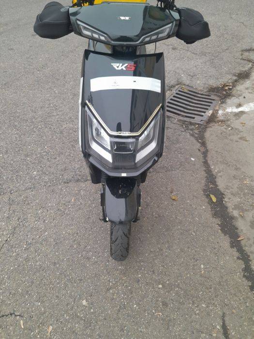 Vând scuter electric