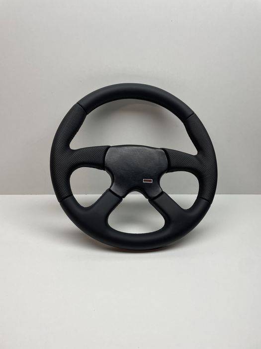 Volan sport cu butuc Toyota 4Runner Hilux Land Cruiser