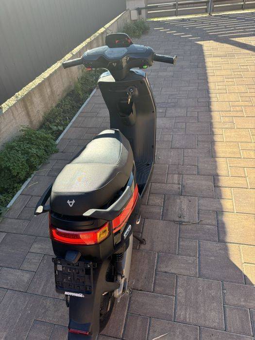 Scuter electric NIU Mqi sport