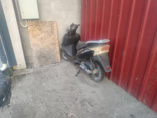 Vând scuter 49cc