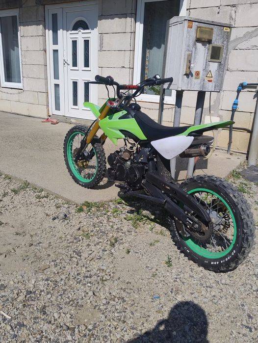 Vând cross 125cc