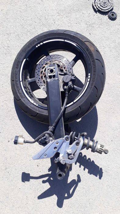 Dezmembrez yamaha  fz6