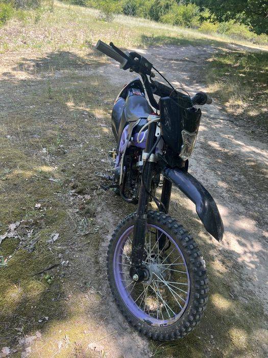 Vând cross 125 hidranat