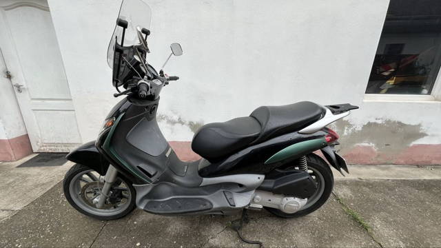 Scuter Piaggio Beverly 125