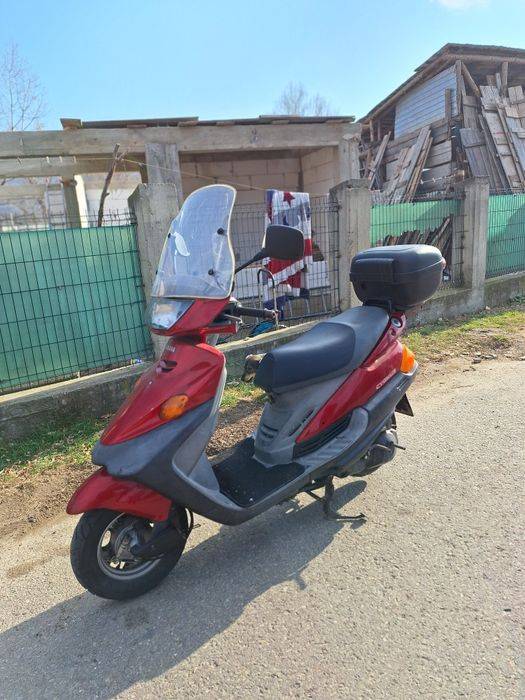 Scutere 49cc-125cc